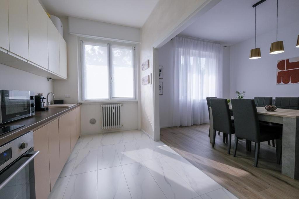 Sbs Room Rental 贝尔加莫 外观 照片